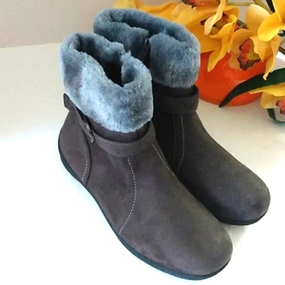 ALPINE WOODS GRAY SHORT FUR ANKLE BOOTS SIZE 8 NWOT - Picture 2 of 12